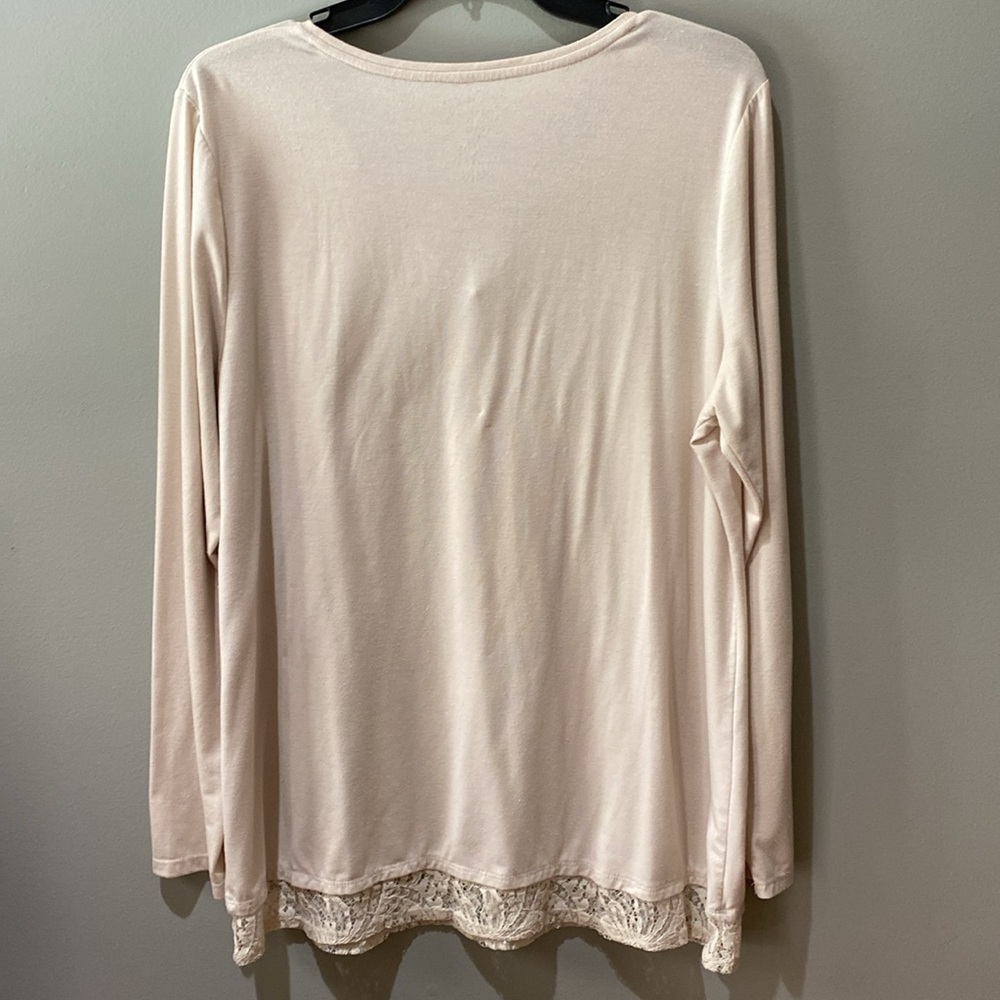 Chico’s Angie Lace Detail Long Sleeve Top Ladies 2 - Picture 3 of 15